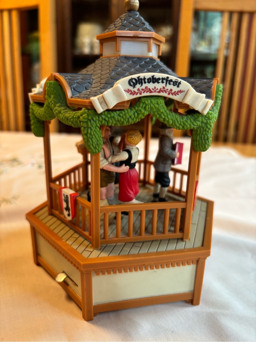 80s Enesco Oktoberfest Gazebo MusicBox Beer Barrel Polka